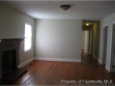 126 Starhill Ave, Fayetteville, NC 28303 - photo 3