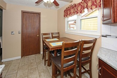 2524 Packard Dr, Lorain, OH 44055 - photo 7