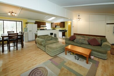 6711 Pine Court-106