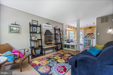 933 Kinhart Ct, Severna Park, MD 21146 - photo 2