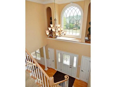 Entry/Foyer.