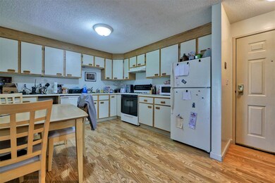 4 Knights Bridge Dr unit 104, Nashua, NH 03063 - photo 7