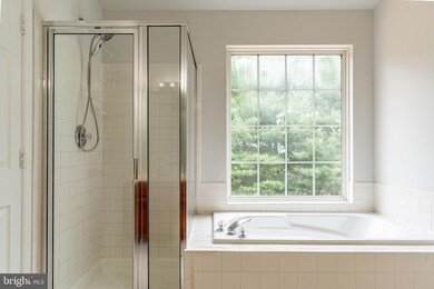 9417 Silver Meteor Ct, Manassas Park, VA 20111 - photo 5