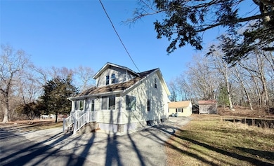 4 Arcade St, Johnston, RI 02919 - photo 2
