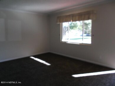 4960 Dian Wood Dr E, Jacksonville, FL 32210 - photo 4