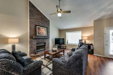 5329 Colonial Dr, Flower Mound, TX 75028 - photo 7