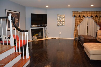 113 Northampton Dr unit 113E, Holmdel, NJ 07733 - photo 3