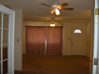 1337 S Delaware 013