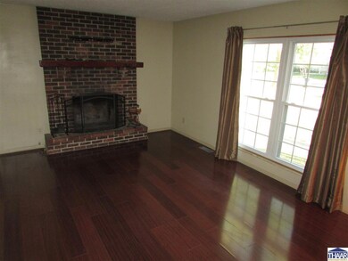 4400 Locust St unit Pughs 2nd Sub Lot 7, Terre Haute, IN 47803 - photo 4