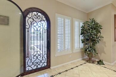 3 Foyer 2