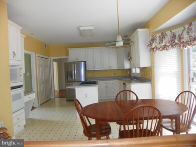 2102 Arctic Fox Dr, Bowie, MD 20721 - photo 6