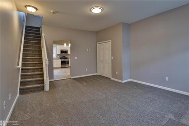 442 Harrison St, Allentown, PA 18103 - photo 6