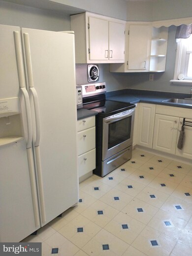 358 Childs Ave, Drexel Hill, PA 19026 - photo 6