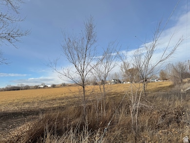 5206 S 9500 E, Jensen, UT 84035 - photo 2