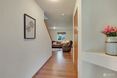 15632 Lindsay Rd SE, Yelm, WA 98597 - photo 2