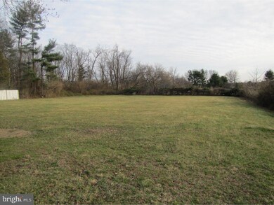 425 Ridge Rd, Dayton, NJ 08810 - photo 2