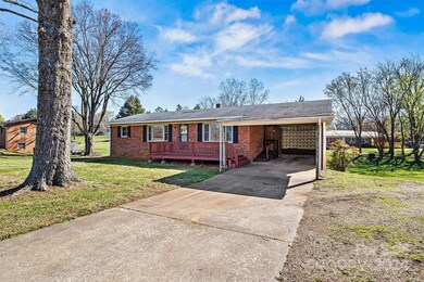 195 3rd Creek Rd, Statesville, NC 28677 - photo 2