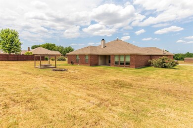 148 Creekwood Ranch Rd, Azle, TX 76020 - photo 5