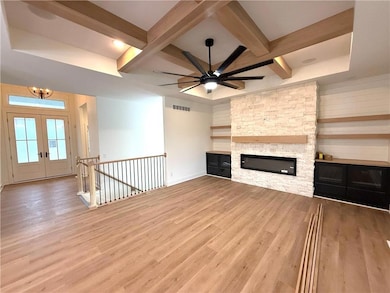 3215 SW Enoch St, Lee's Summit, MO 64082 - photo 2