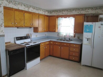 57 Cottage Rd, Millinocket, ME 04462 - photo 6