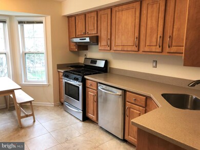 110 Lowell Ct unit 11, Princeton, NJ 08540 - photo 5