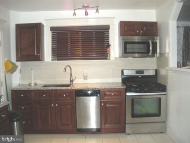 533 Elm Ave, Upper Darby, PA 19082 - photo 7