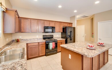 Large Island in Kitchen