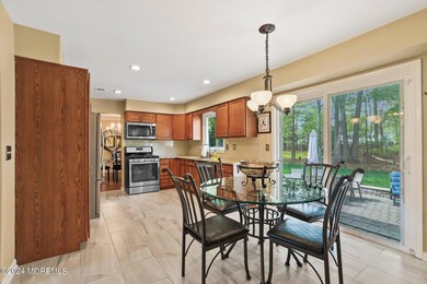 24 Apache Dr, Manalapan, NJ 07726 - photo 7