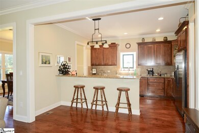 204 N Kensington Rd, Greenville, SC 29617 - photo 6