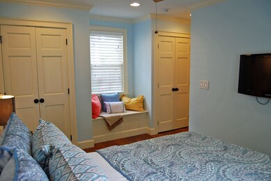 825 Southard Bedroom with window seat