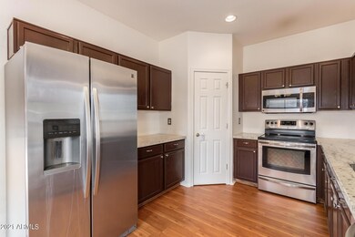 2618 N 29th Place, Phoenix, AZ 85008 - photo 7