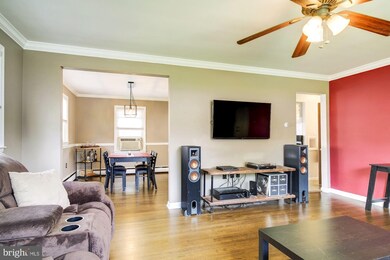 5906 Montgomery St, Gwynn Oak, MD 21207 - photo 5