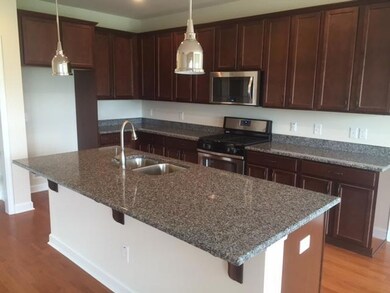 PIERCE kitchen photo