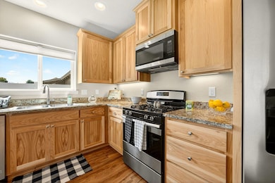 973 SW Blackberry Ln, Grants Pass, OR 97527 - photo 6