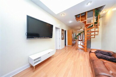 176 Avenue V, Brooklyn, NY 11223 - photo 5