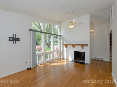 12 Deanwood Cir, Asheville, NC 28803 - photo 3