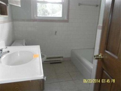 59 New Braintree Rd, North Brookfield, MA 01535 - photo 5