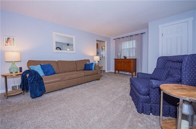 1104 Pioneer Dr, North Tonawanda, NY 14120 - photo 5