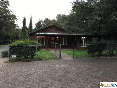 903 N Loop St, San Marcos, TX 78666 - photo 2