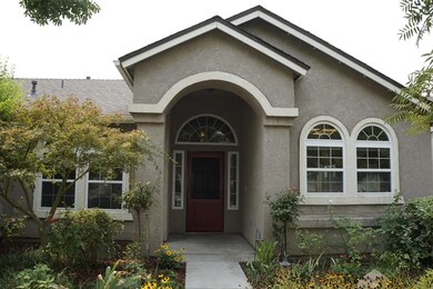 6547 E El Monte Way, Fresno, CA 93727 - photo 3