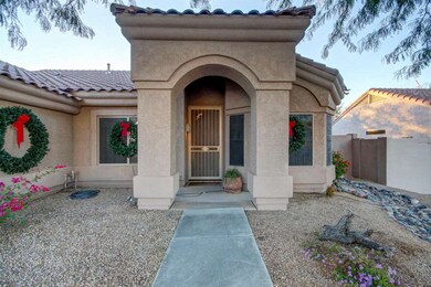 4357 front yard 3