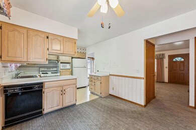 5-web-or-mls-3748-kinsey-dr