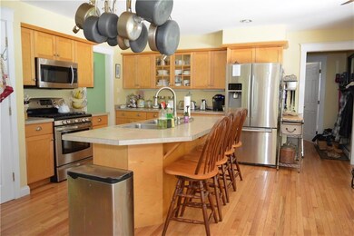Large eat in kitchen