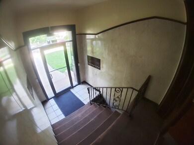 6527 S Kimbark Ave unit 1F, Chicago, IL 60637 - photo 4