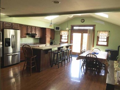 19 Perry Ln, Rutland, VT 05701 - photo 2