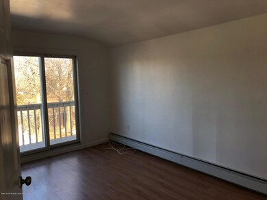 241 Ada Dr, Staten Island, NY 10314 - photo 4