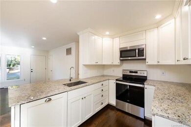 Granite countertops, newer Bosch dishwasher, new s