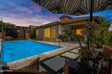 Night view-pool