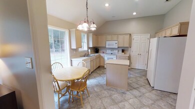 45 Austin Cir, Oakland, TN 38060 - photo 4