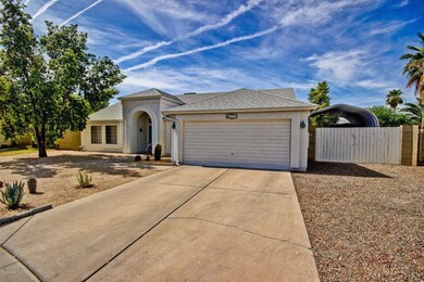 733 N Cactus Way, Chandler, AZ 85226 - photo 2
